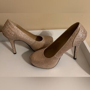 Elegant Gold Women's Heels